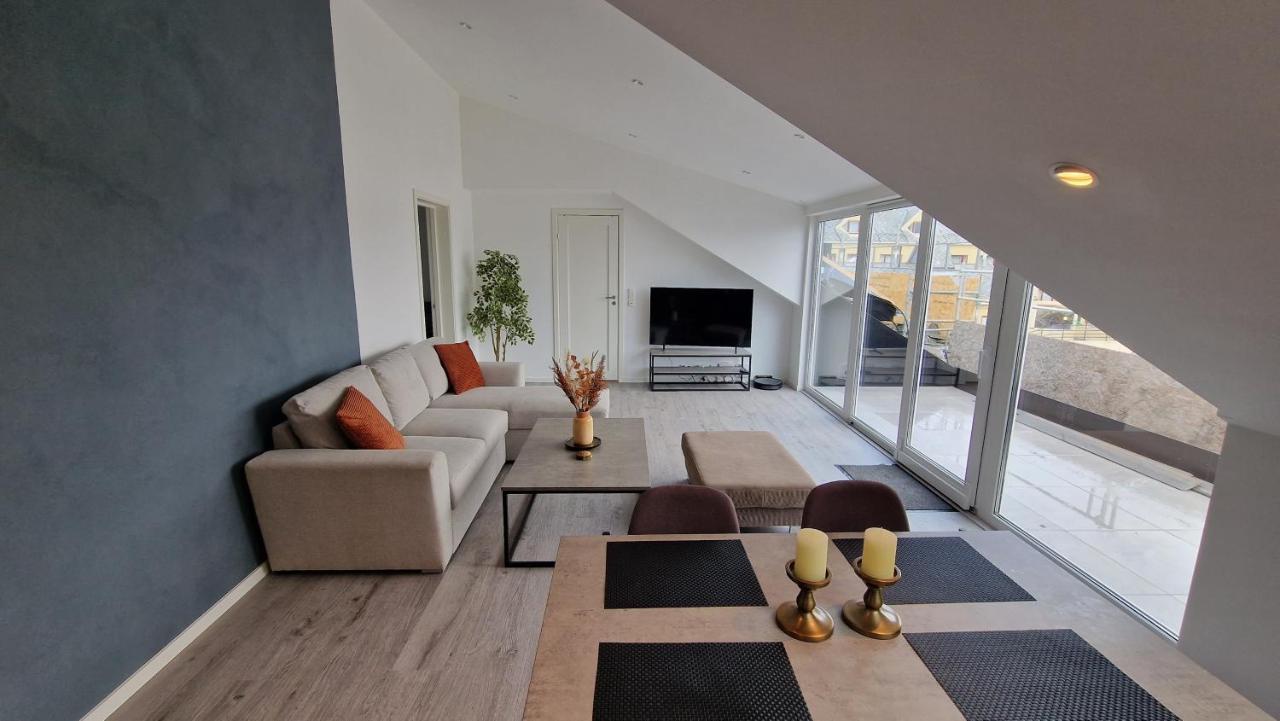 Lovely 2-Bedroom Loft With Panoramic View. Kristiansund Bagian luar foto
