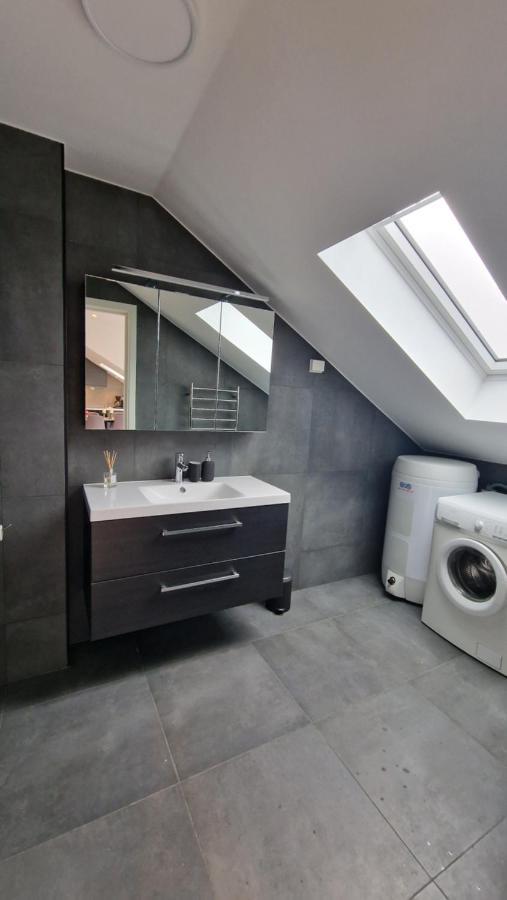 Lovely 2-Bedroom Loft With Panoramic View. Kristiansund Bagian luar foto